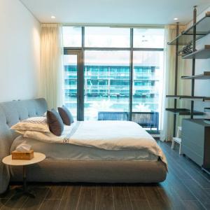 Hive Stayz - 1 Bedroom Canal Harbor Row