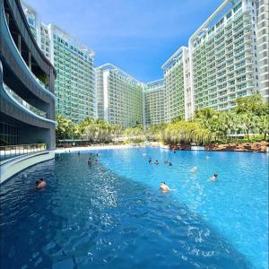 Azure Staycation by KT