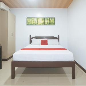 RedDoorz at RJs Bldg near Lyceum Gen Trias Cavite