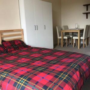Cosy, large double room in a shared flat