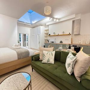 Bloomsbury studio apartments