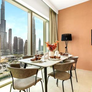 Stunning Two-Bedroom Apartment with Skyline View & walk to Dubai Mall by TerraHome