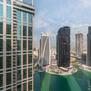 Samaya Holiday Homes - Lake City Stunning Suits Lake View - Next to Metro