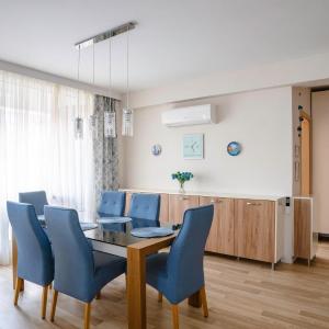 Modern & Spacious Stay with Free Parking by Flat Mаnager
