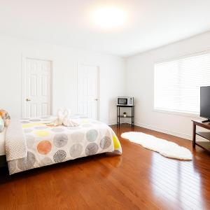 Markham Luxurious Detached King Master BR