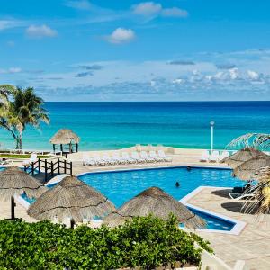 CASA NAMI- Cancún Beachside Suites