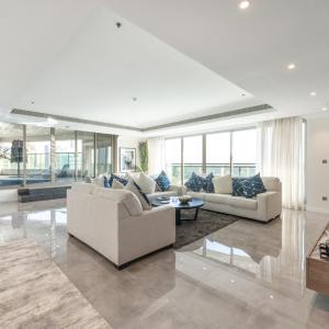 Private Marina 5 Master Bedrooms & Private Pool