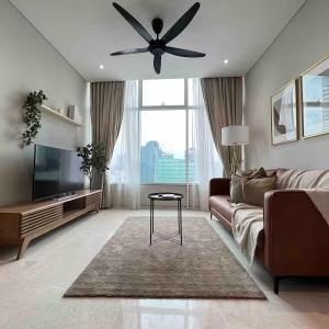 Luxury Suites Twin Tower