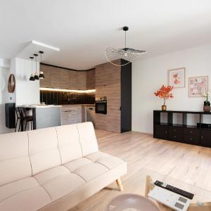 T2 lumineux avec terrasse, climatisation & parking