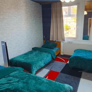 Finkenwerder Larisa's Nr 12 - Mit Parkplatz