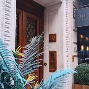 2 Bed Flat In Mayfair Central London 1 Minute Walk To Oxford Circus and Green Park Station