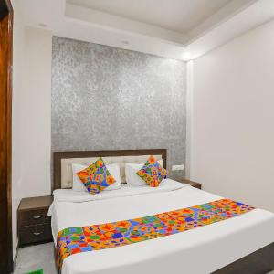 FabHotel Signature Inn I
