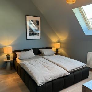 Zentrales Dachgeschoss-Apartment Augustenstraße