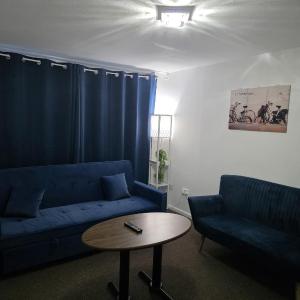 Cozy Birmingham city center home with free parking