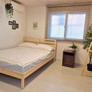 Monoplan House Seongsu Lofty Stay