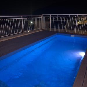 תכלת במושבה Lite Blue in the colony