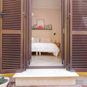 CHARMING COURTYARD HOUSE in the heart of Milan