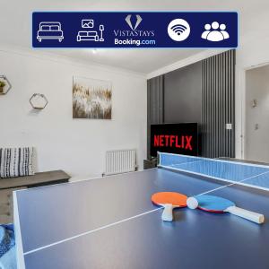 4 Bed House By Vista Stays Short Lets & Serviced Accommodation Manchester With Pool Table, Free Parking & Near Manchester City