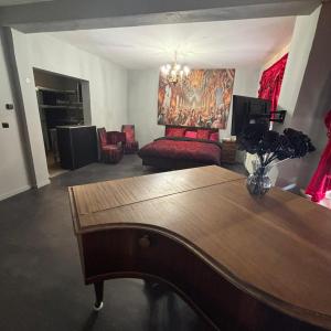 Masquerade Suite 15 Min Walk from Bruges Centre