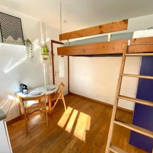 New 137 Suite Yves - Cosy Apartment Paris Center