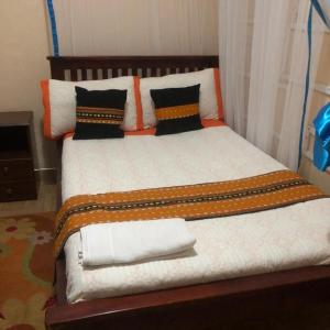 Little Tanghaya Bed and Breakfast