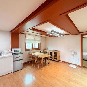 Seoul Family House 4F Private Room