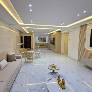 Tanger Luxury 4BR with AC WiFi and Beach Access