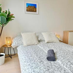 Modern Stylish Luxury Apartment with Parking