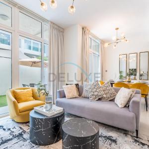 Furnished 3-Bedroom Townhouse, Just Minutes Drive from Al Marmoom Heritage Village and Popular Dubai Attractions, Albizia, Damac Hills 2 by Deluxe Holiday Homes