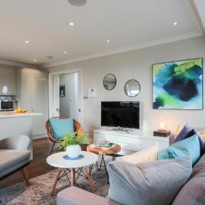 Madison Hill - White Hill House 5 - 3 bedroom flat