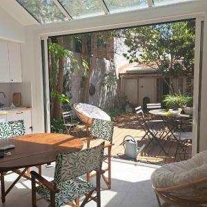 Appartement avec Jardin au coeur du cour Julien à Marseille