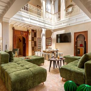 Casbah Amor - Rooftop with Pool & Air Conditioning
