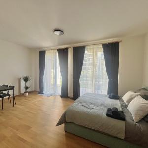 Studio, Prague