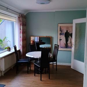 Dein Balkon ins Grüne Absolute Ruhe gute Anbindung