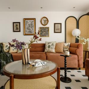 Mu En Apartment Retro 2-Bedroom - 15min drive to Disney & SNIEC Near Metro Line 13