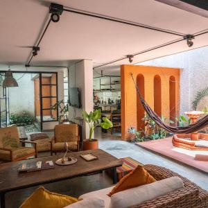 Colonial Villa in Laureles, Unique&Special House