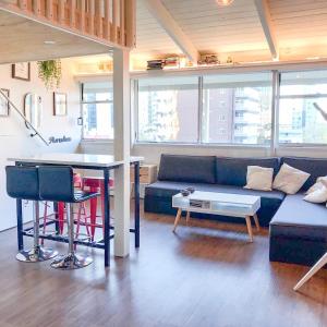 Nautical Loft, Free Carpark, Wifi and Netflix
