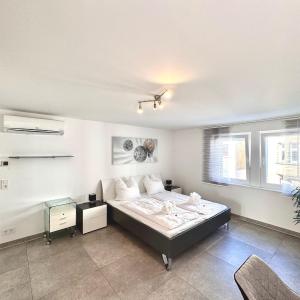 Komfort Oase mit Klimaanlage, Terrasse und Whirlpool