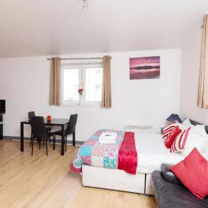 Bradford Apartments