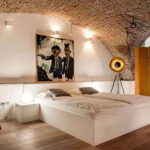 Dungeon Apartment