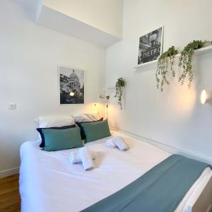 New 468 Suite Eddy - Cosy Apartment Paris Center