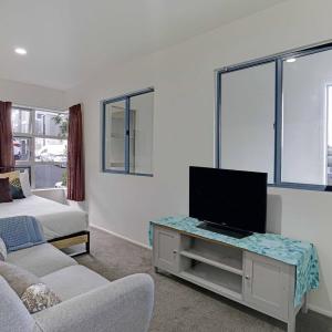 The Ultimate Compact Stay for Urban Explorers