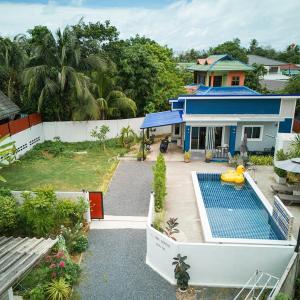 2BR Pool Villa near Bangtao Beach and Boat Avenue Private