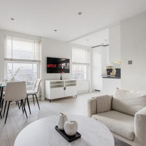 Stylish Kensington Gardens Flats