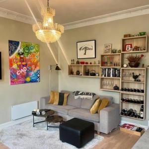 Spacious, comfy apt in city centre with balcony!