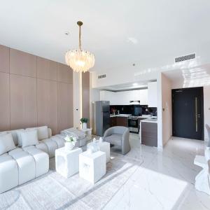 Family-Friendly 2BR l Pool, Garden & Parking
