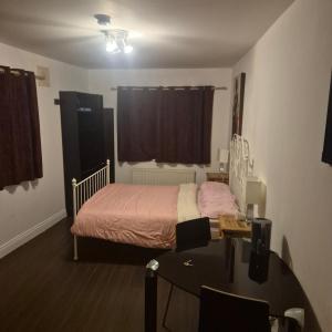 New Unique room beside Tramline