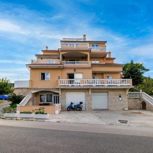 Apartments Mig