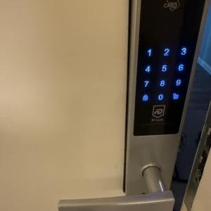 2 rooms in 100 sqm apt