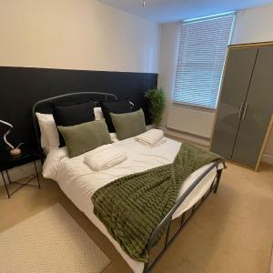 Jewelry Quarter - 2 Bedrooms - Sleeps 4